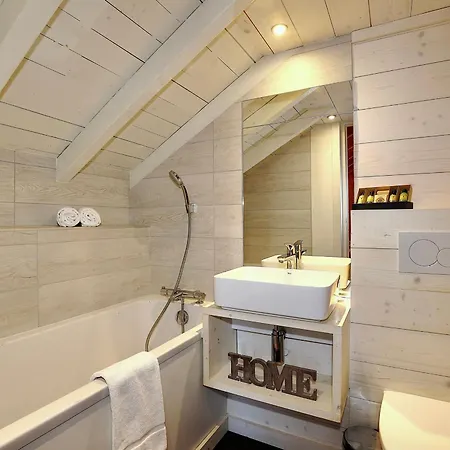 De Luxe 8 Avec Sauna Et Parking A La Tania - Fr-1-575-232 Chalet *